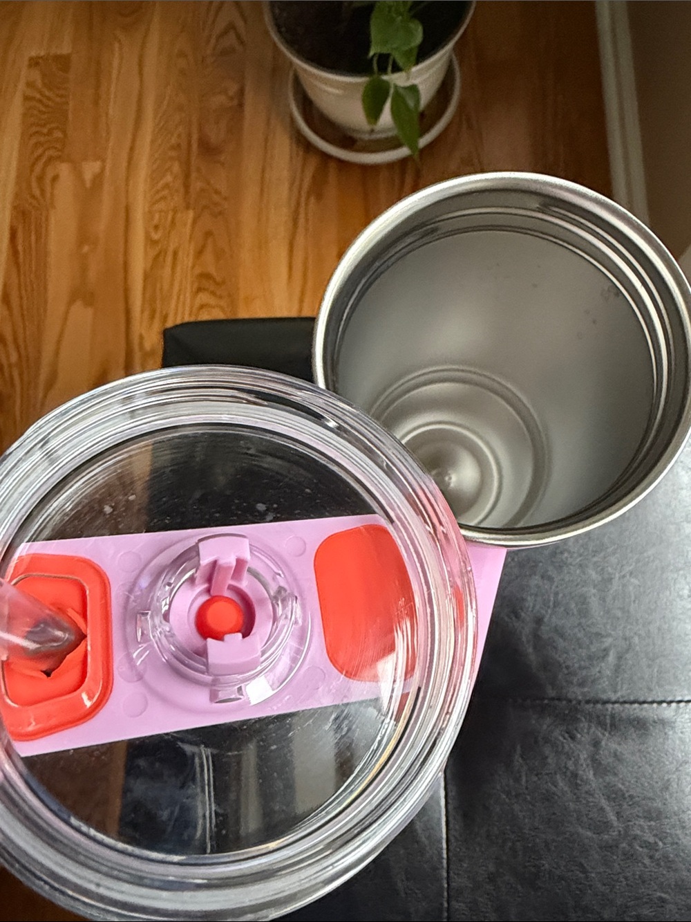 Stanley Pink Travel Tumbler with Handle and Clear Lid - Picture 5 of 6